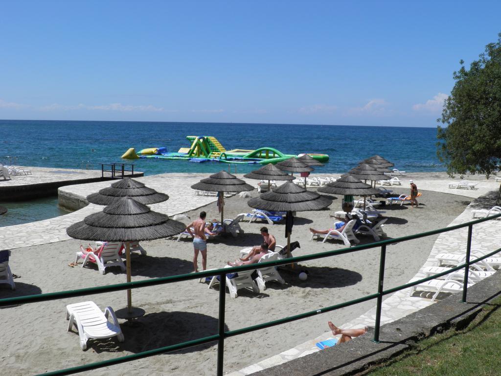 Appartement Carolina 4 Seasons à Poreč Extérieur photo
